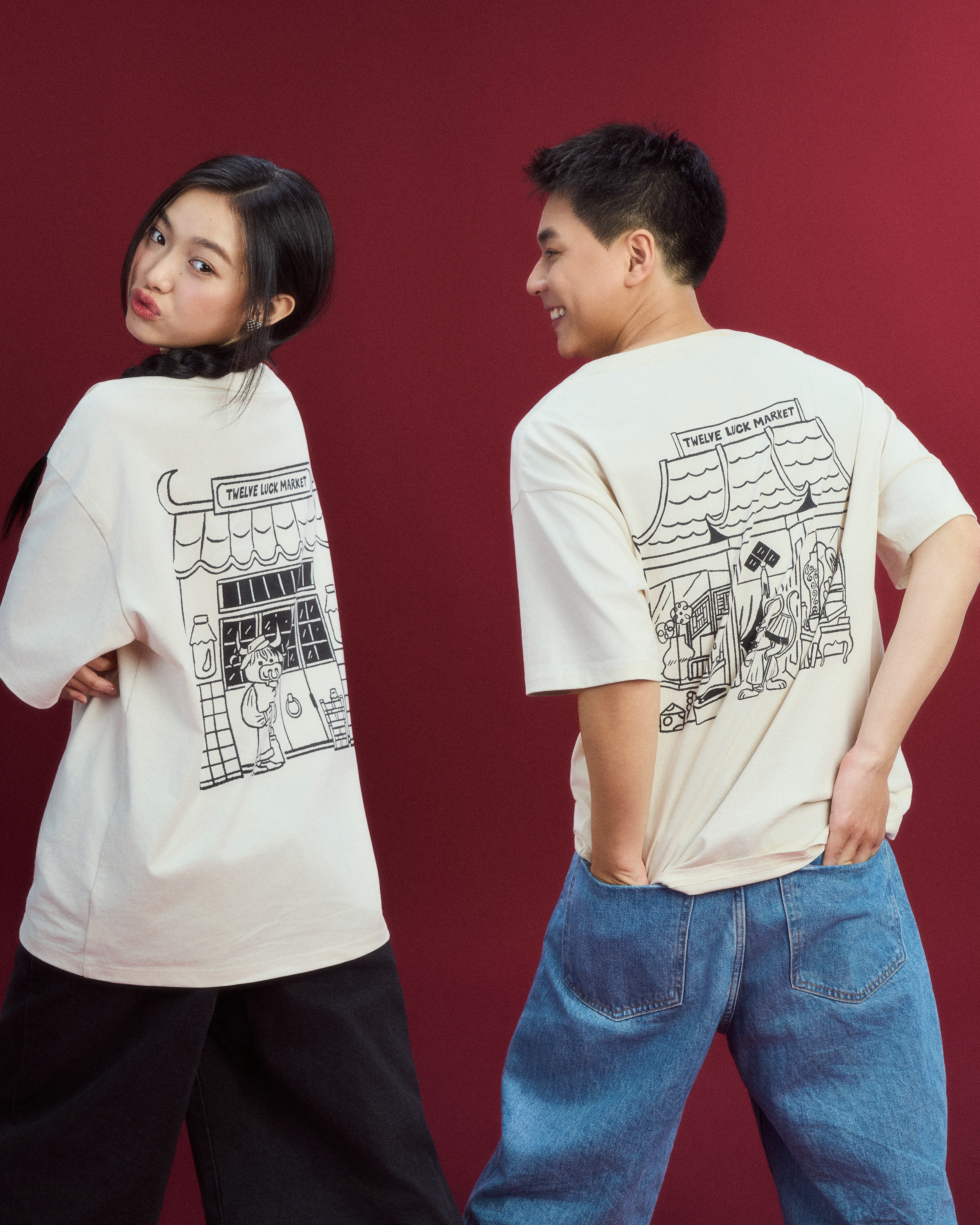 Twelve Luck Market T-Shirt - Rabbit