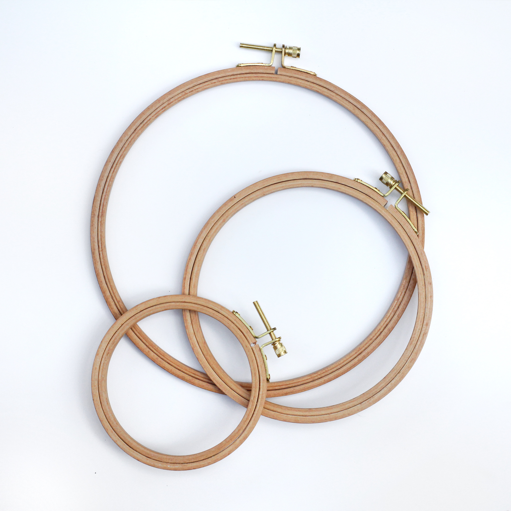 Round Edge Wood Embroidery Hoop - Stitched Modern